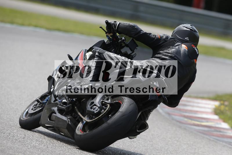 /24 08.06.2025 TZ Motorsport ADR/Gruppe gruen/backside